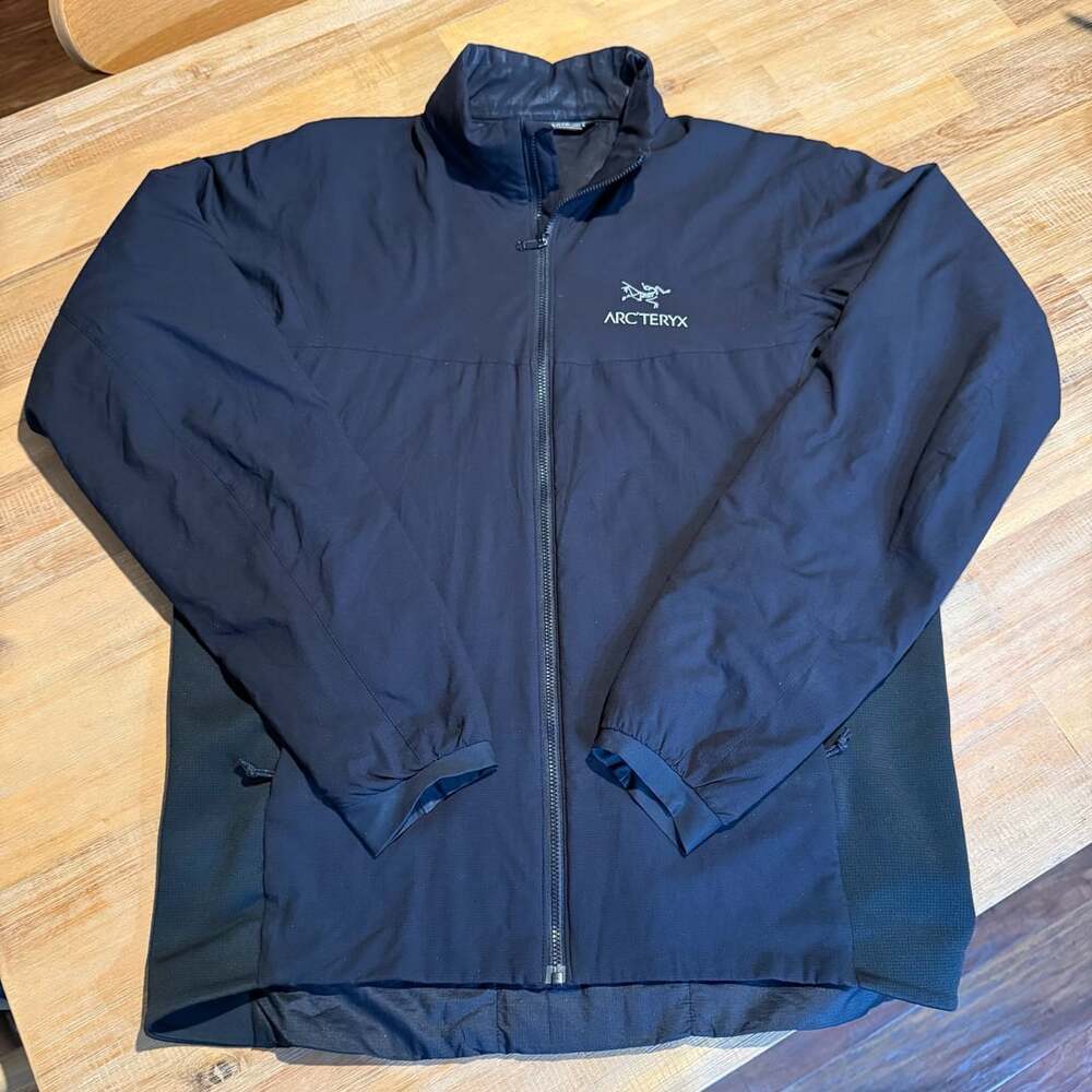 Arc'teryx Atom LT Jacket Size M Black
